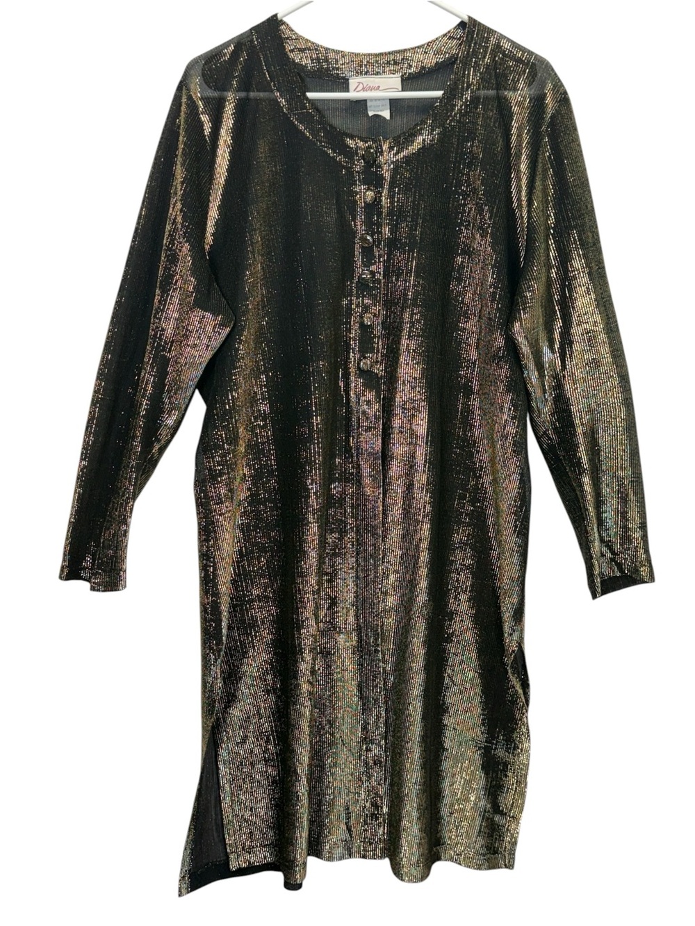 Vintage 80’s/90’s Diana Marco metallic gold and black tunic
Size 16